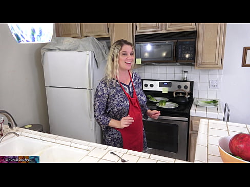 ❤️ Madrastra ordeñándole en la cocina antes de su cita ️ Porno ruso en es.pornolemon.ru ❌️❤️❤️❤️❤️❤️❤️❤️
